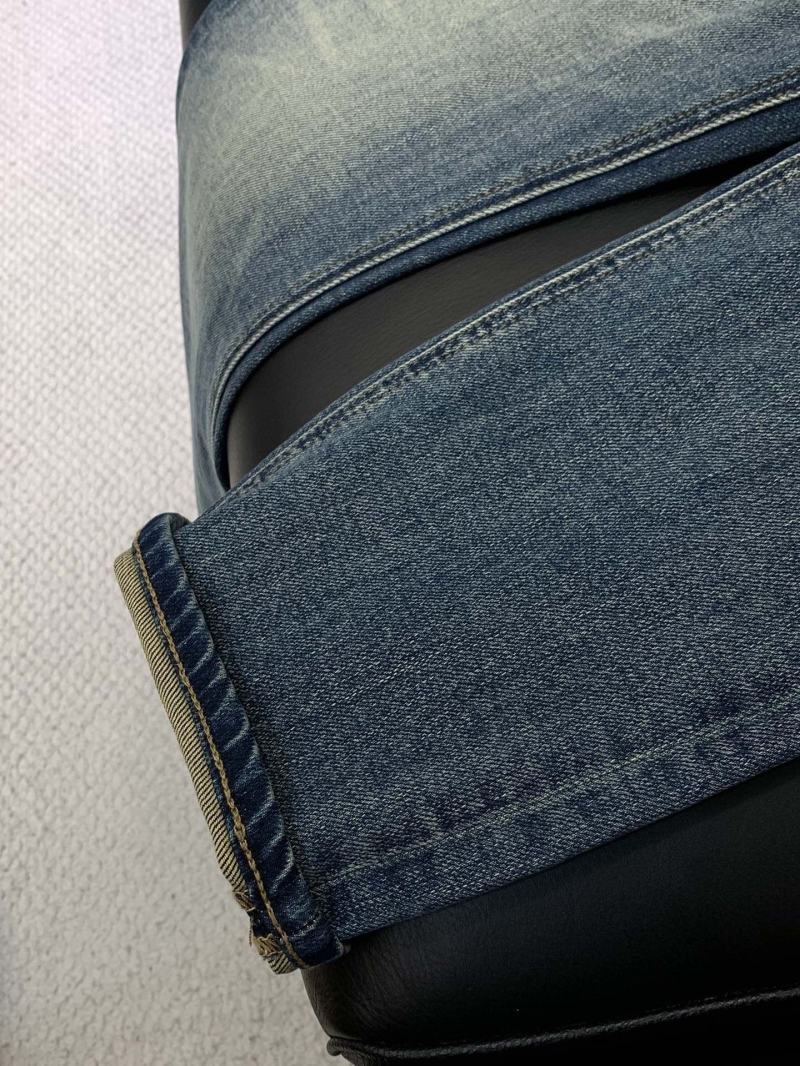 l0vis Vvtt0n jeans
